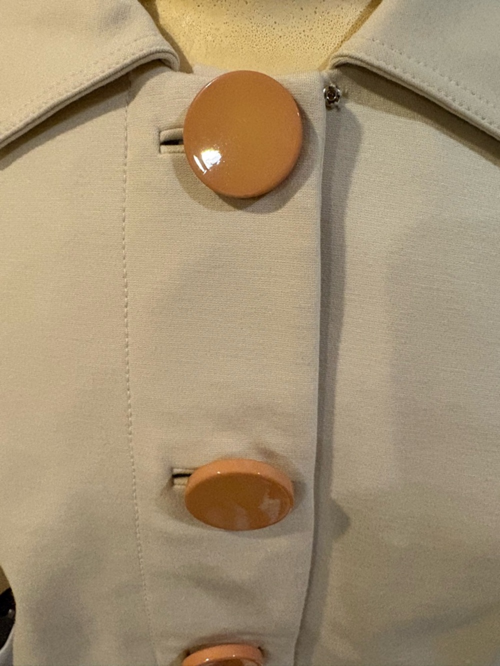 Kay Unger Cropped Cream Jacket with Tan Accent Buttons - Picture 3 of 4